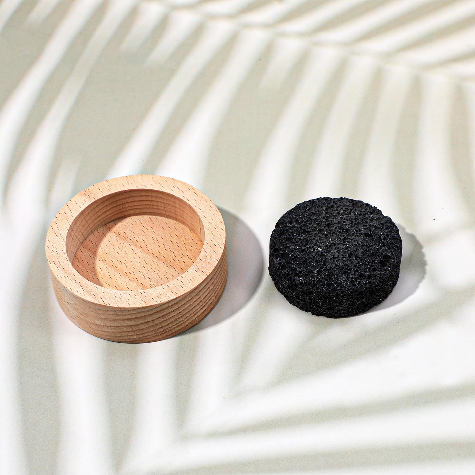 Difusor XLIUAX en sauna, diseño minimalista y natural para ambiente relajante.