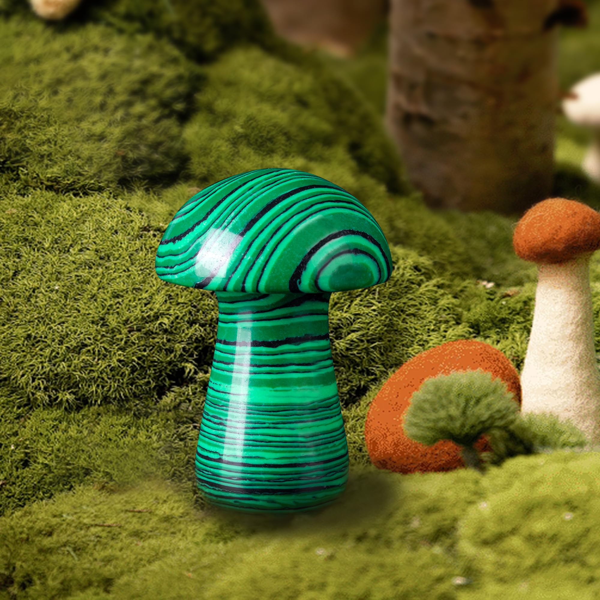 Diseño artesanal YATOJUZI de hongo en malaquita para micro paisaje.
