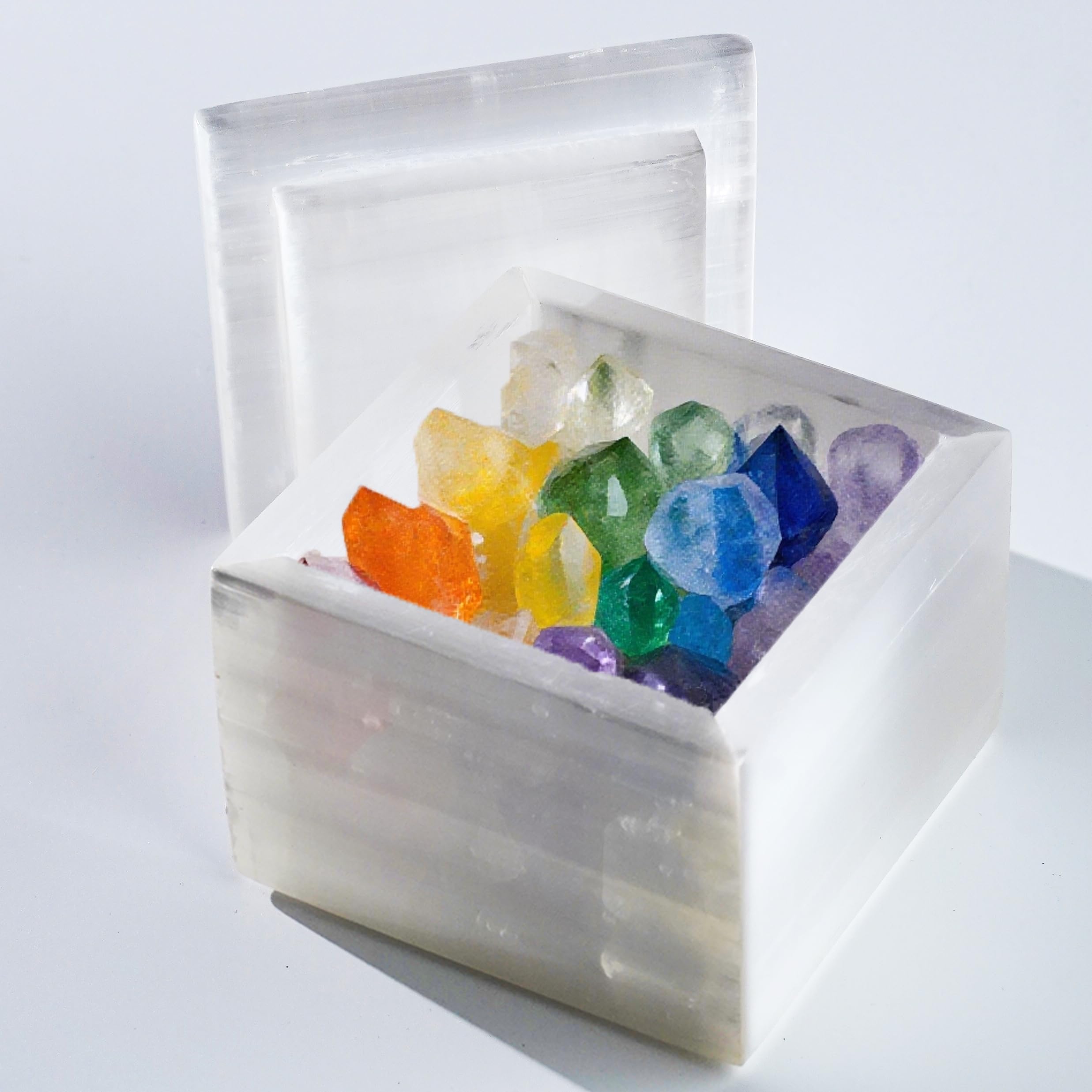 YeasHome caja-joyero-selenita-con-tapa: protege joyas y pendientes con suavidad.
