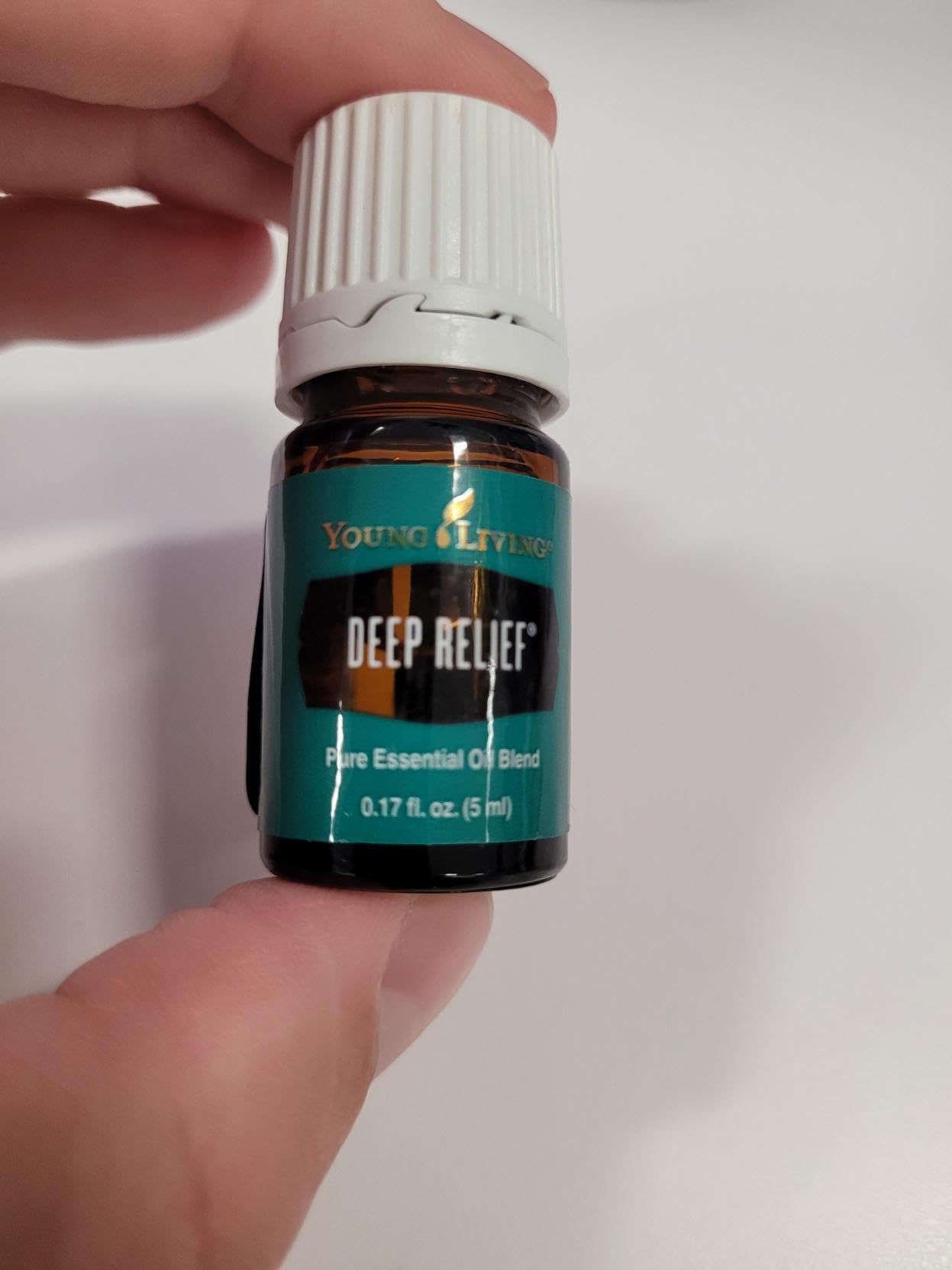 Deep Relief de Young Living en difusor, ambientando espacios con sensación vigorizante.