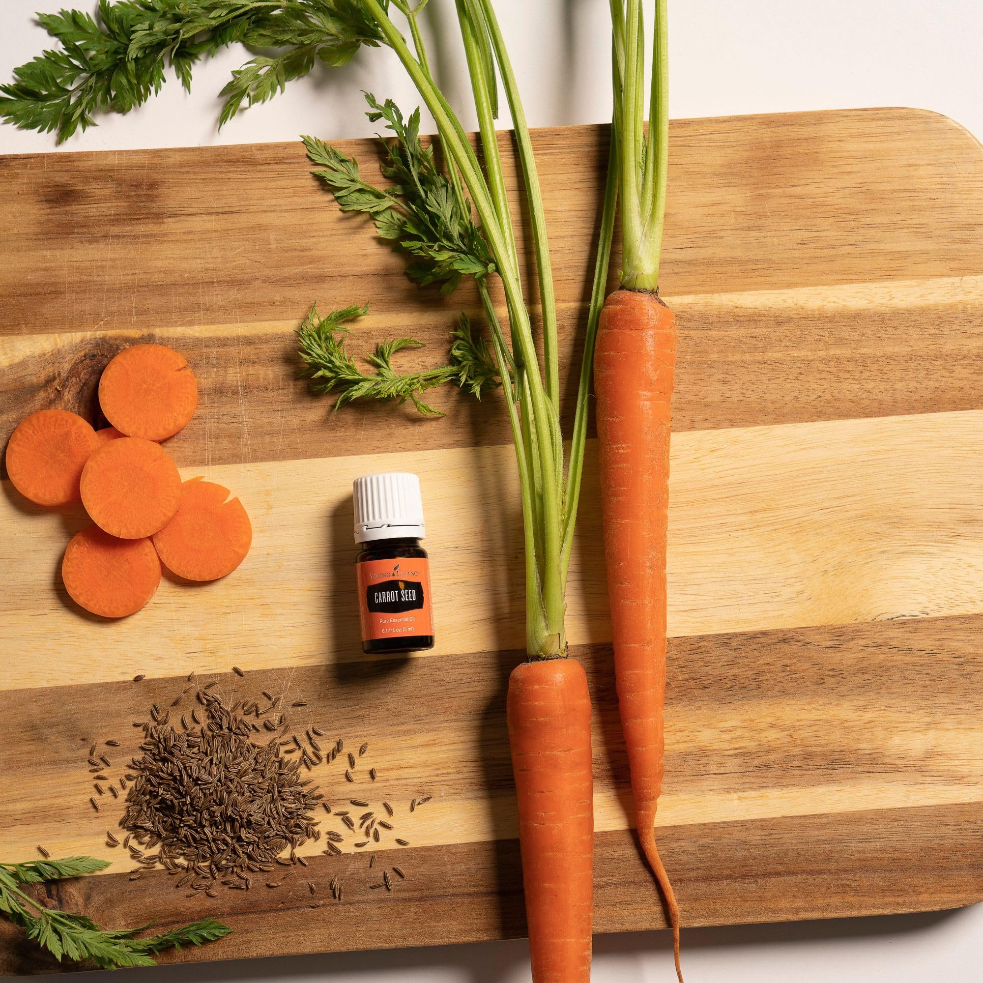Difusor de aromaterapia con Young Living Aceite Zanahoria: aroma suave para el hogar.
