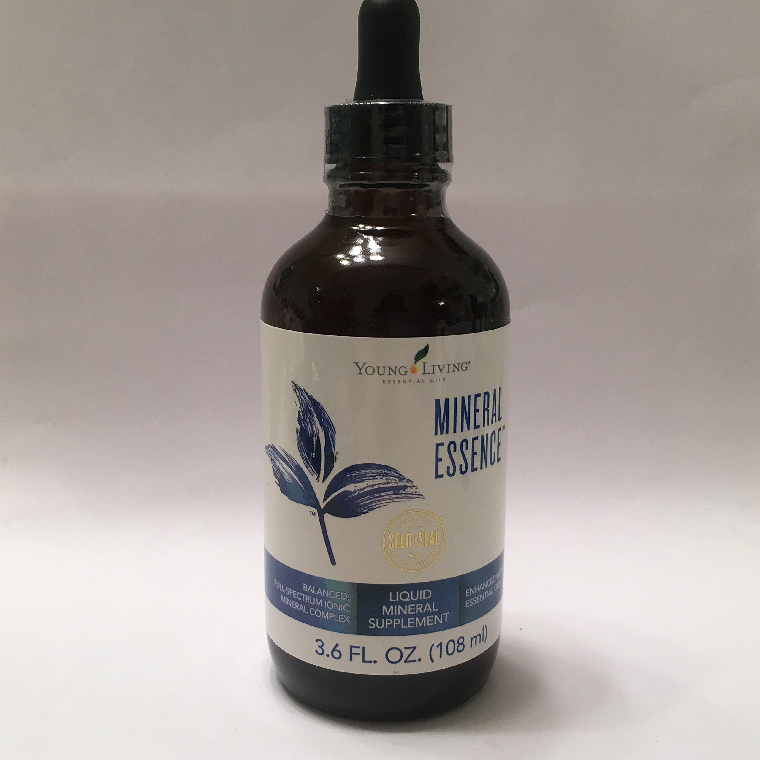 Young Living Esencia Mineral: botella de tres punto seis onzas líquidas para absorción rápida de minerales