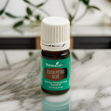 Young Living Eucalyptus Blue hojas botánicas que inspiran pureza.
