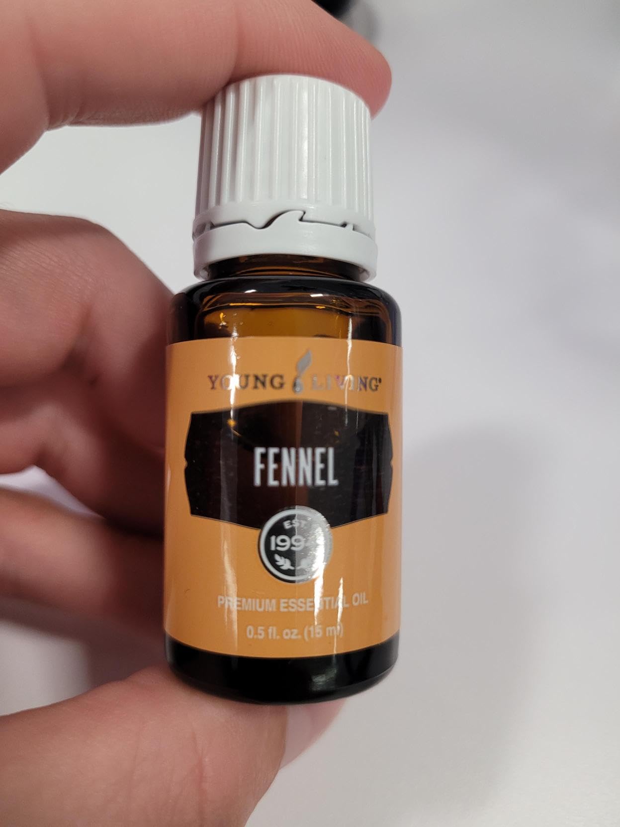 Young Living hinojo para difusión crea ambiente calmante en casa.