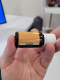 Young Living hinojo uso tópico suave para perfumar y relajar la piel.
