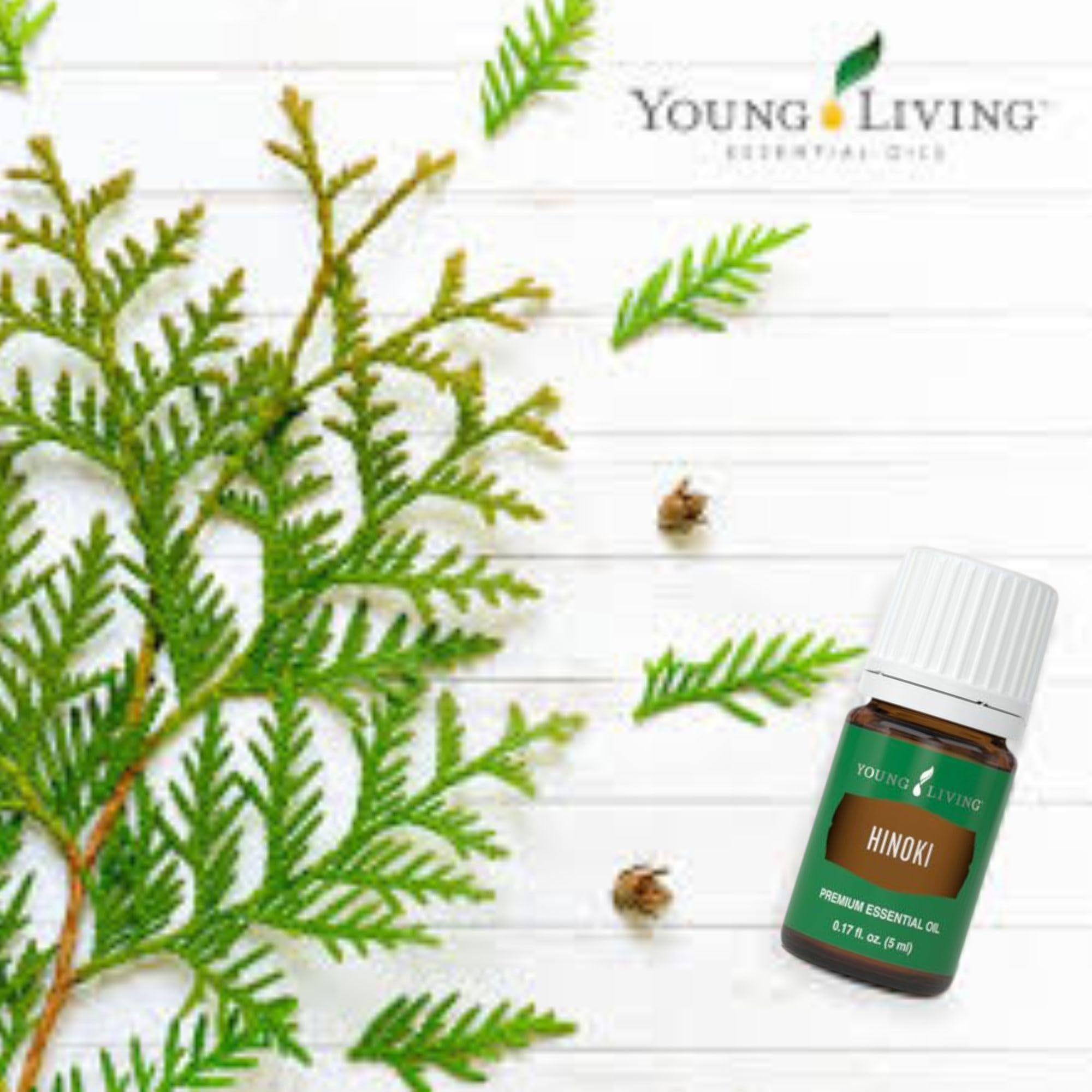 Frasco de 5 ml Hinoki, compacto y fácil de llevar.