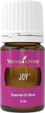 Joy de Young Living, botella de 5 ml, aroma floral suave para espacios.