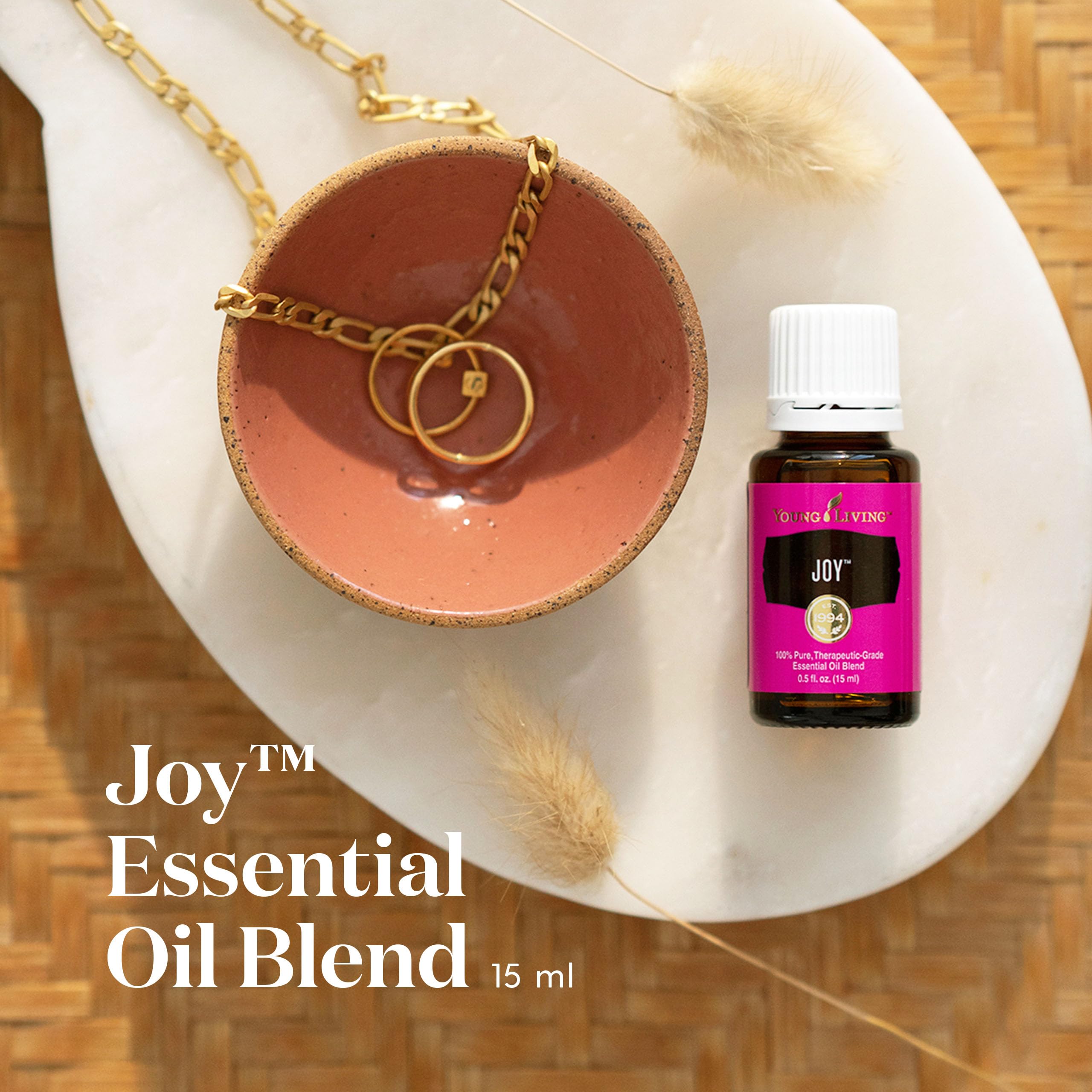 Joy de Young Living, empaque y caja visual.