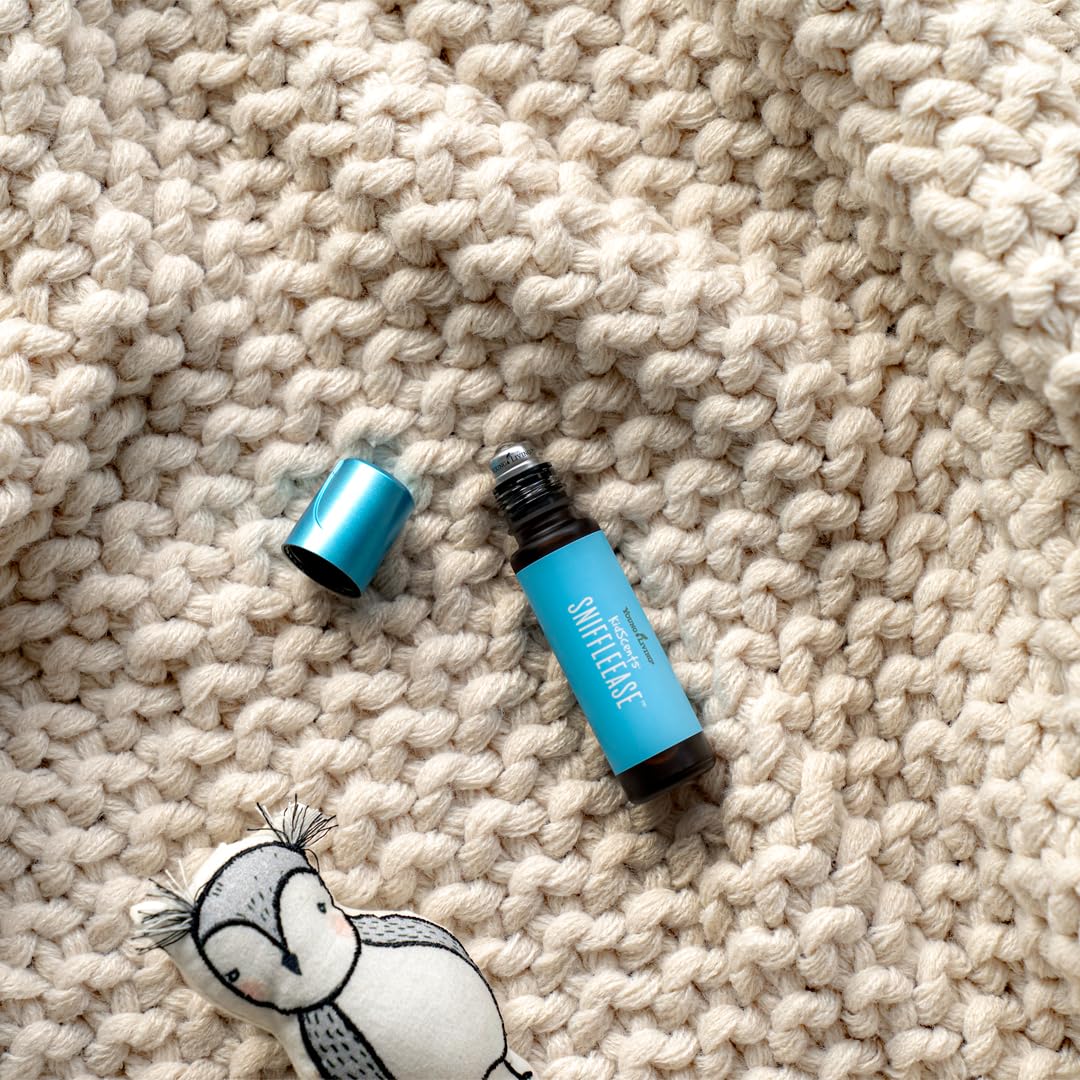 Envase compacto de KidScents SniffleEase, perfecto para viajar.