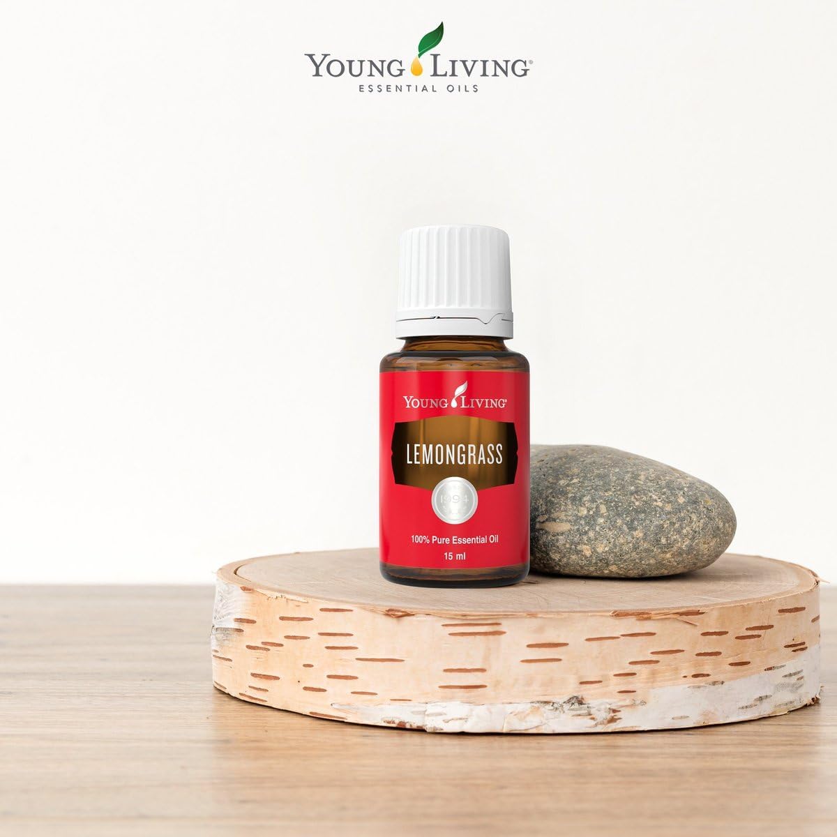 Masaje suave con Lemongrass de Young Living tras actividad física.