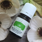 Ralladura de lima de Young Living Lime Vitality para postres.