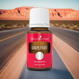 Ritual de aromaterapia con pomelo Young Living para energía suave.
