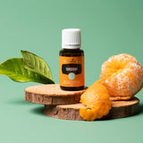 Young Living Tangerine: aplicación tópica diluida para cuidado suave de la piel.
