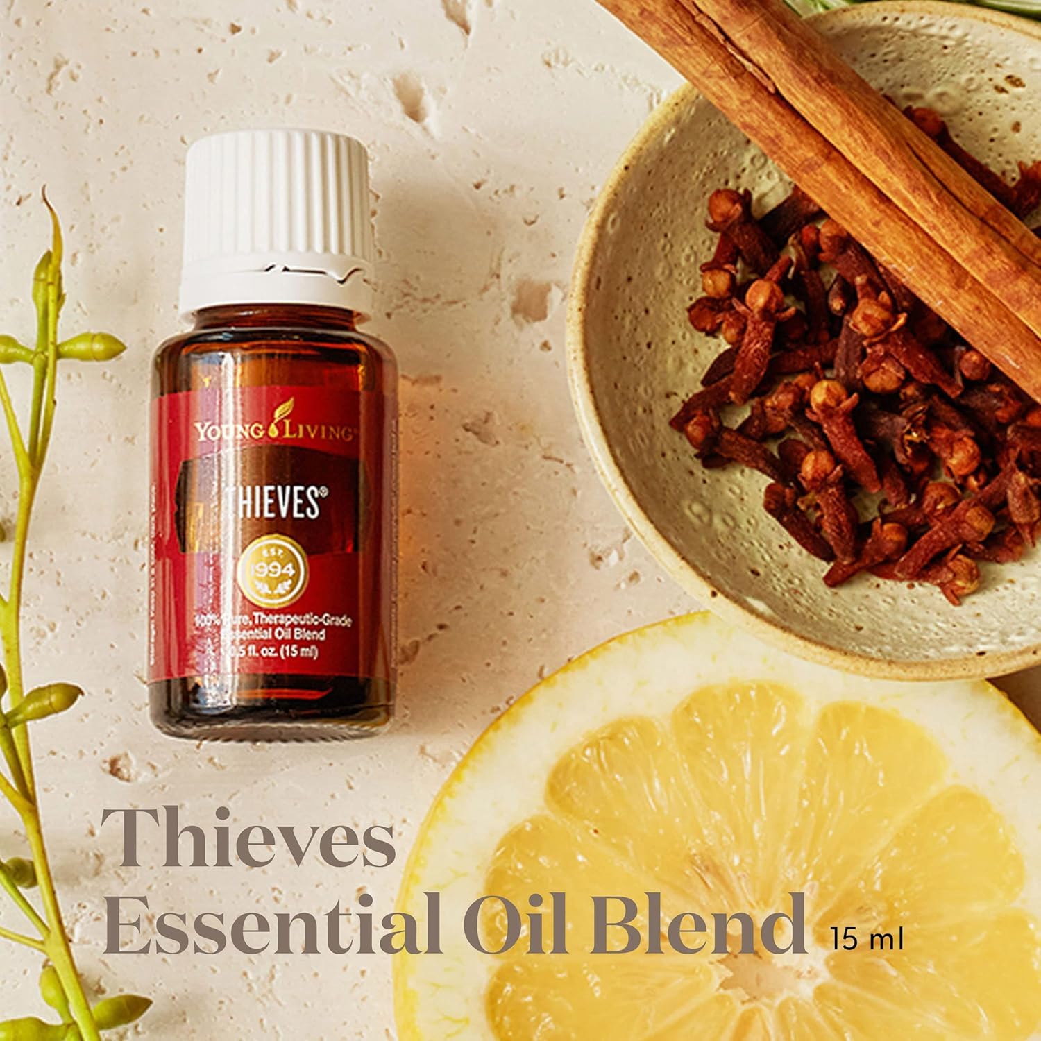 Young Living Thieves con eucalipto: aroma fresco para respiración suave
