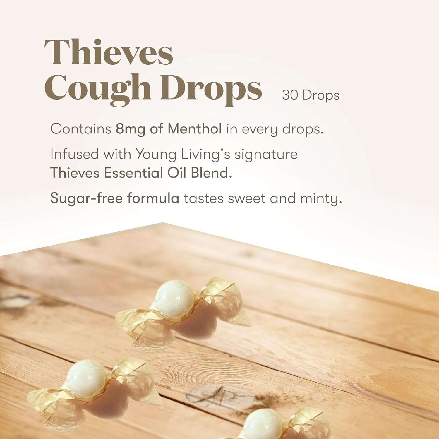 Pastillas en vaso de Thieves Cough Drops, textura masticable para un momento de pausa.