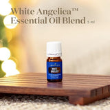 Difusor con White Angelica de Young Living para ambiente sereno.