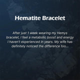 Brillo metálico de hematita ZAIREG realza estilo masculino contemporáneo.