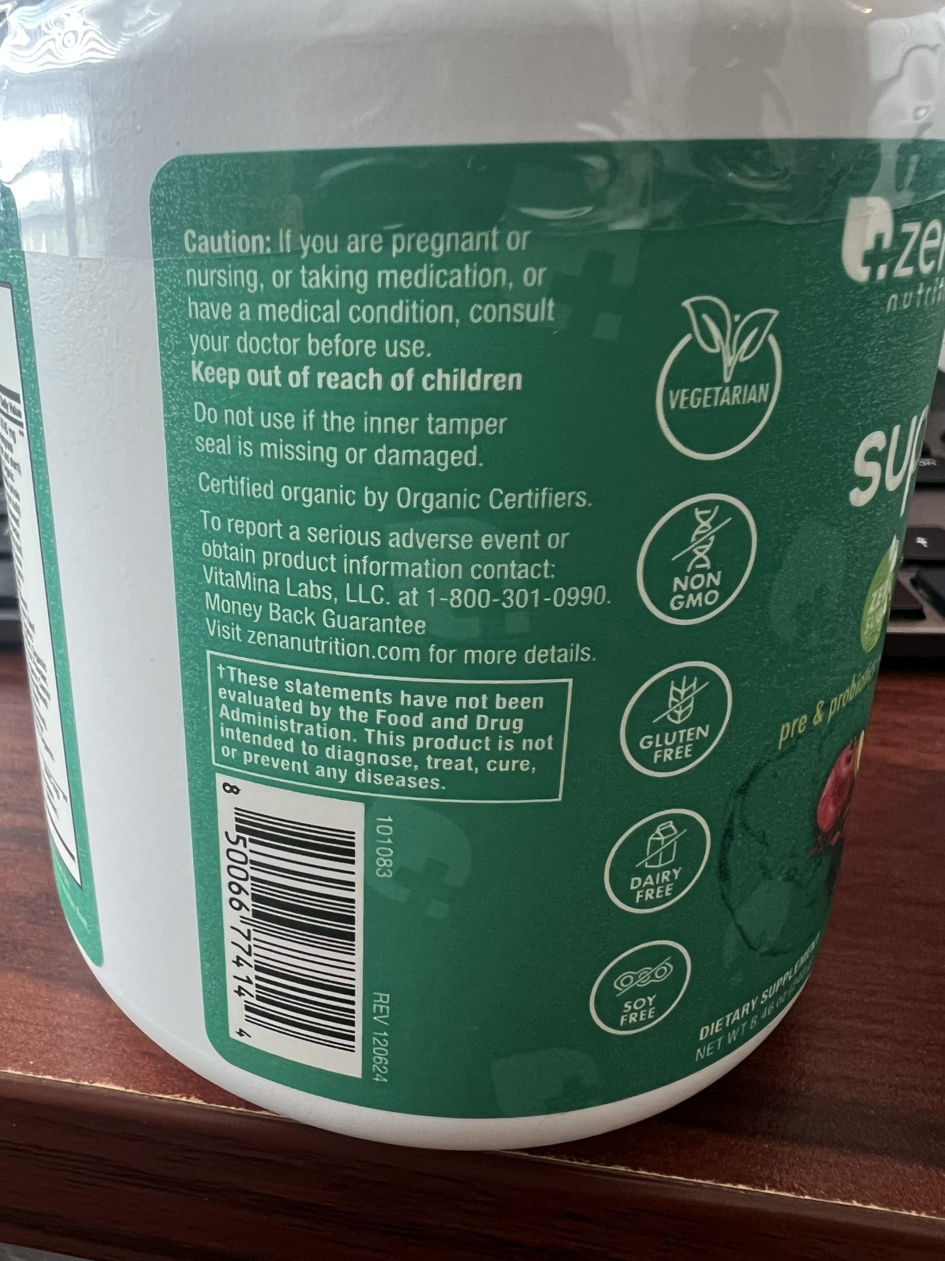Tarro de Zena Nutrition Super Greens con verdura-fruta para batidos.
