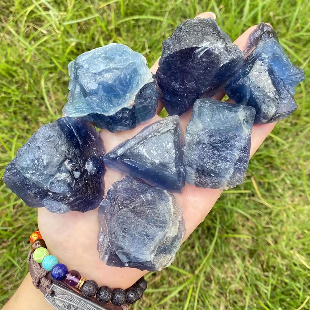 Zenkeeper fluorita azul, piedra cruda, para colección y relajación visual, ideal para iluminación suave.