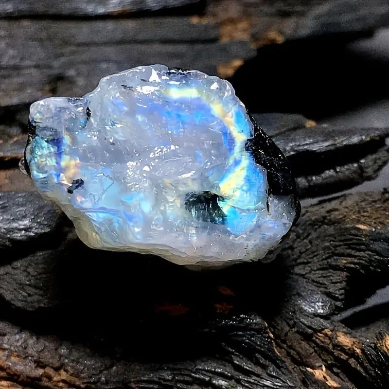 Colección Zenkeeper: piedra luna arcoíris resplandeciente para exhibición decorativa.