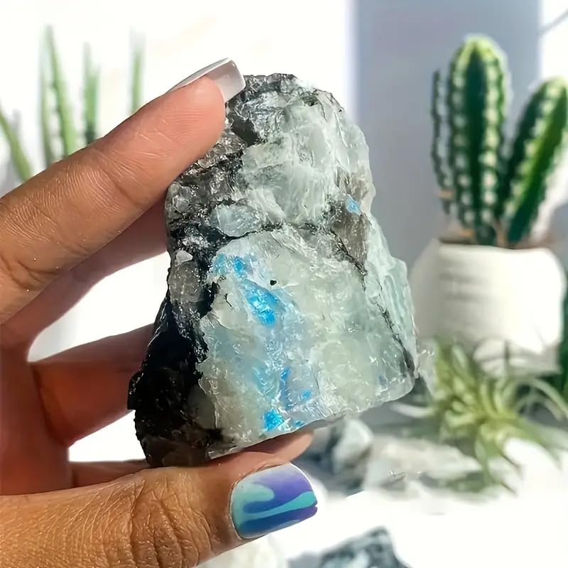 Piedra luna arcoíris pulida, ideal para piezas de joyería únicas.