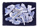 Zentron cianita azul natural para proyectos de talla y pulido.