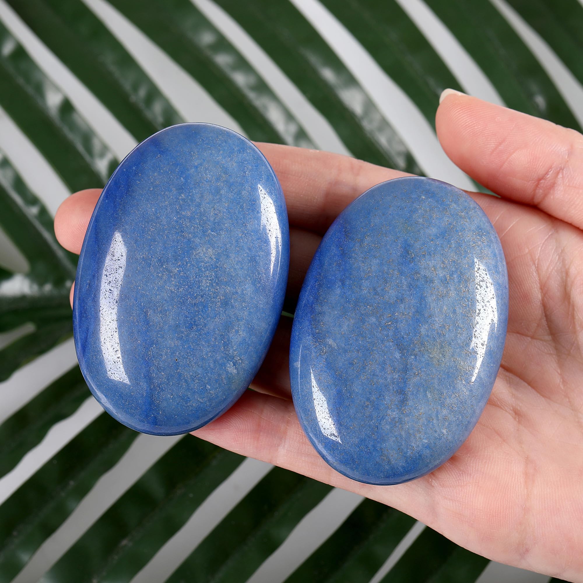 Piedra palma azul aventurina de ZHIYUXI para meditación y mayor enfoque visual.