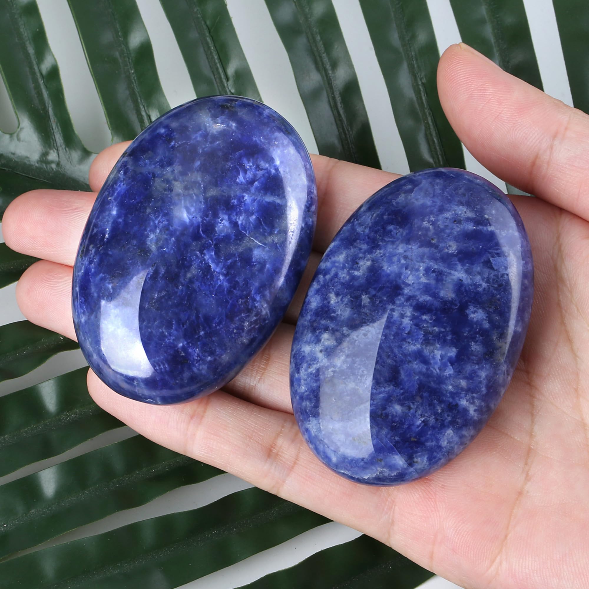 Piedra palma ZHIYUXI sodalita azul brillante para relajación diaria.