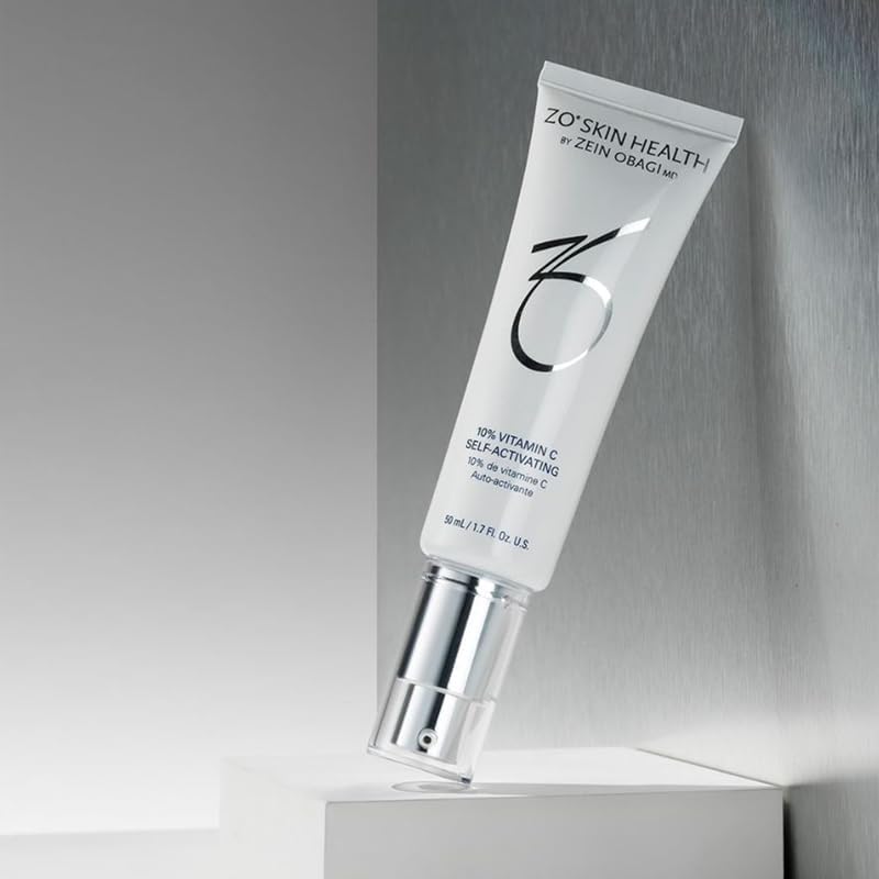 ZO SKIN HEALTH 10% Vitamina C, aplicación suave para luminosidad.