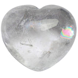 Zungtin Corazón de cristal en la palma, ideal para meditación y relajación.